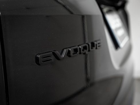 New 2026 Land Rover Range Rover Evoque S image 18