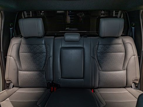 Used 2025 Toyota Tundra Limited AWD/4WD image 24