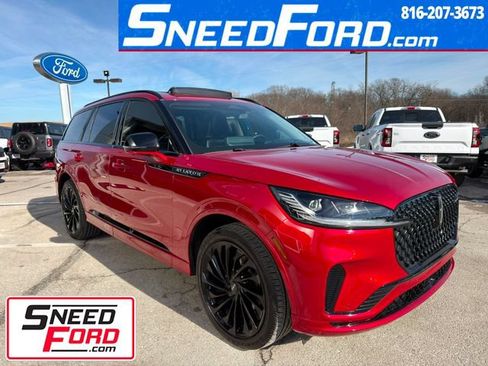Used 2025 Lincoln Aviator Reserve w/ Equipment Group 201A AWD/4WD image 1