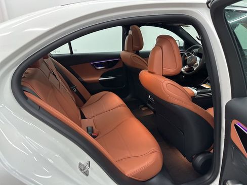 Used 2025 Mercedes-Benz C 300 Sedan image 23
