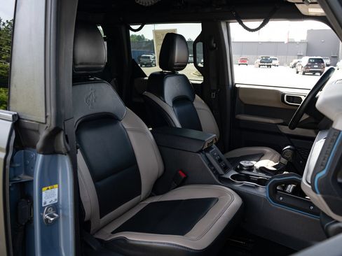 Used 2023 Ford Bronco Wildtrak AWD/4WD image 22