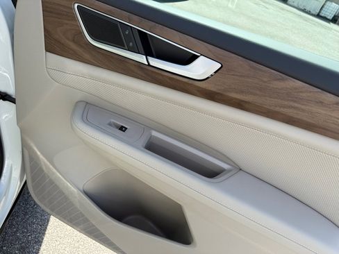 New 2026 Volkswagen Atlas SE image 31