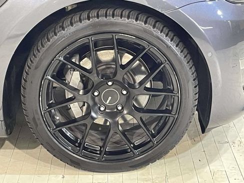 Used 2018 Tesla Model 3 Long Range AWD/4WD image 15