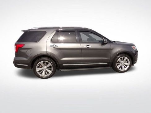 Certified 2018 Ford Explorer Limited image 10