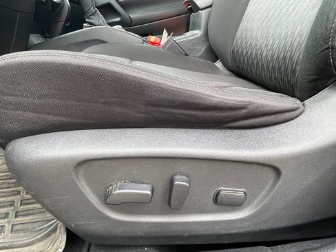 Used 2019 Nissan Rogue SV w/ Premium Package image 10