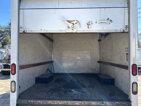 Used 2012 GMC Savana 3500 image 8