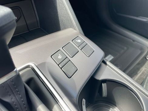 New 2026 Kia Sportage EX image 16