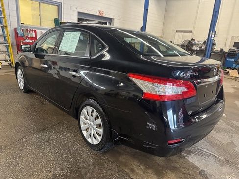 Used 2015 Nissan Sentra S image 4