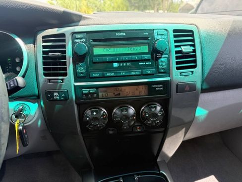 Used 2008 Toyota 4Runner SR5 RWD image 15