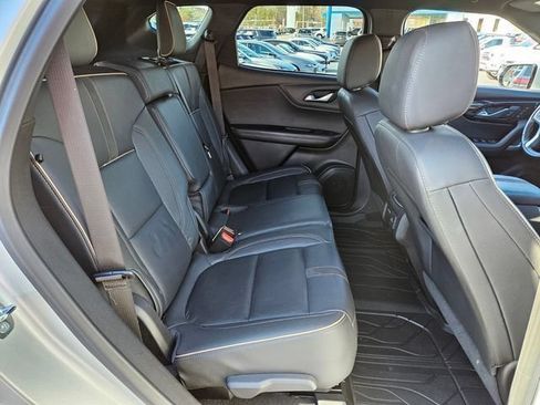 Used 2021 Chevrolet Blazer Premier w/ Driver Confidence II Package FWD image 17