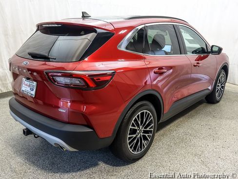 Used 2023 Ford Escape SE w/ PHEV Premium Package FWD image 8
