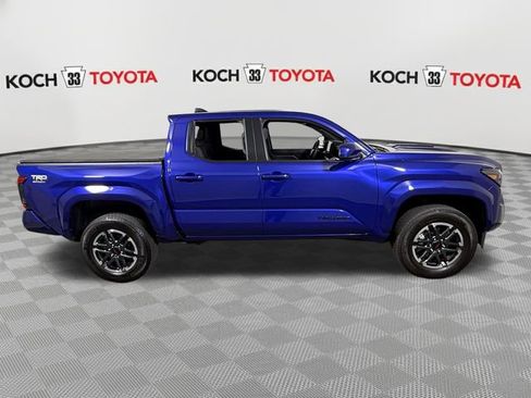 Certified 2024 Toyota Tacoma TRD Sport AWD/4WD image 9