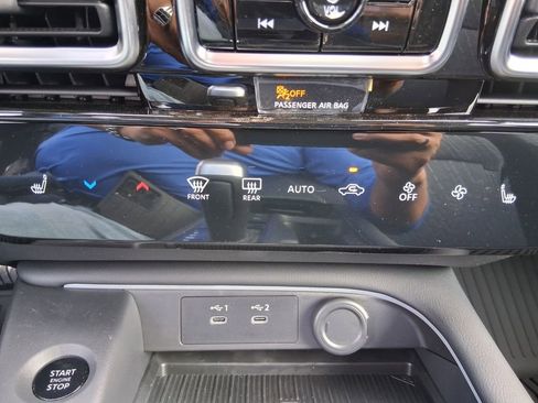 New 2026 Nissan Sentra SV w/ SV Convenience Package FWD image 18