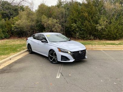 Used 2023 Nissan Altima 2.5 SR