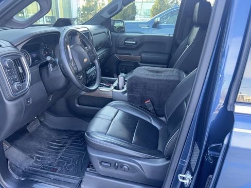 Used 2019 Chevrolet Silverado 1500 High Country w/ Z71 Off-Road Package image 8