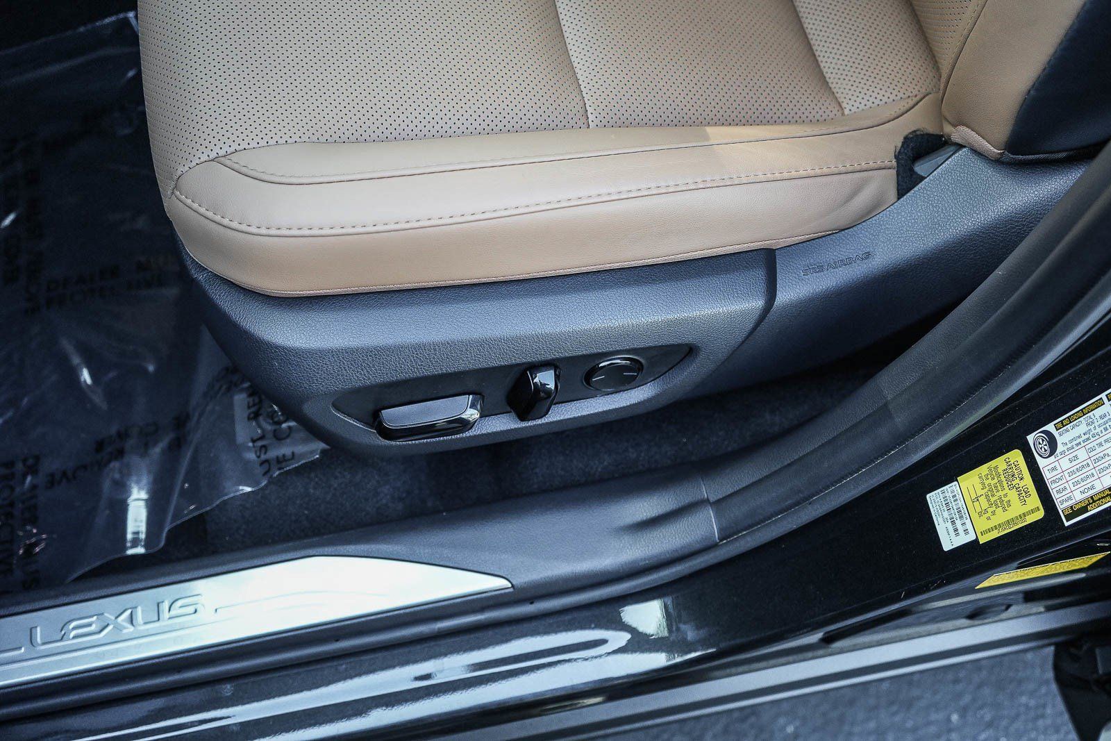 Used 2024 Lexus NX 350h AWD w/ Vision Package image 21