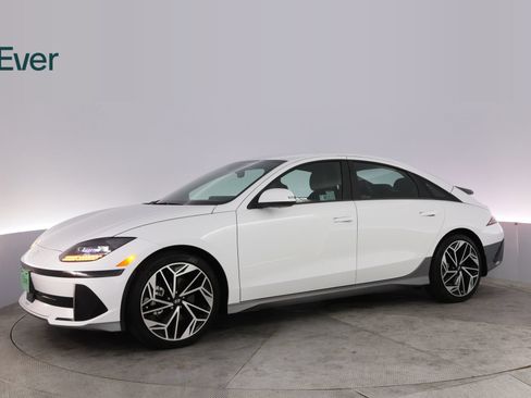 Used 2024 Hyundai Ioniq 6 Limited RWD image 18