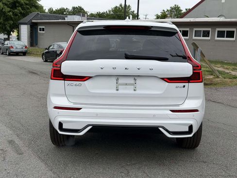 New 2026 Volvo XC60 B5 Ultra w/ Protection Package Premier AWD/4WD image 20