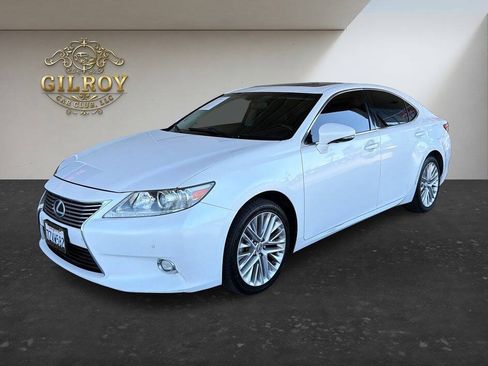 Used 2014 Lexus ES 350 w/ Luxury Package FWD image 3