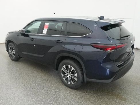 New 2026 Toyota Highlander XLE image 51