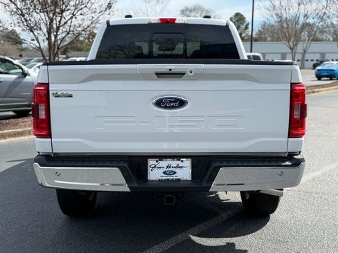 Certified 2022 Ford F150 XLT w/ Equipment Group 302A High image 6