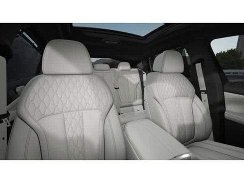 New 2026 BMW X6 xDrive40i w/ Executive Package image 11