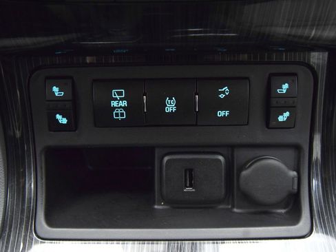 Used 2016 Chevrolet Traverse LT AWD/4WD image 28