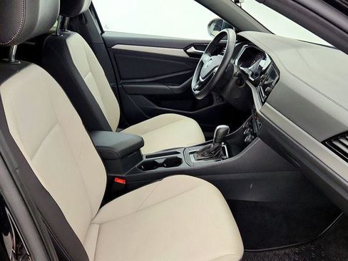 Used 2021 Volkswagen Jetta R-Line w/ R-Line Cold Weather Package FWD image 23