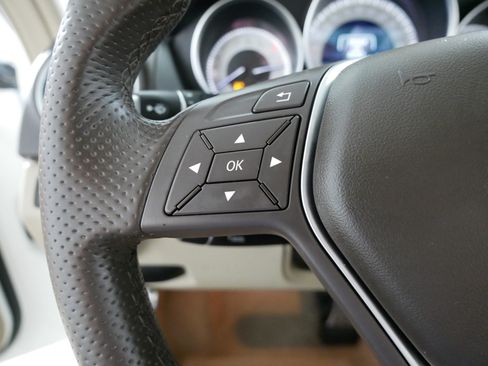 Used 2014 Mercedes-Benz C 300 4MATIC Sedan image 27