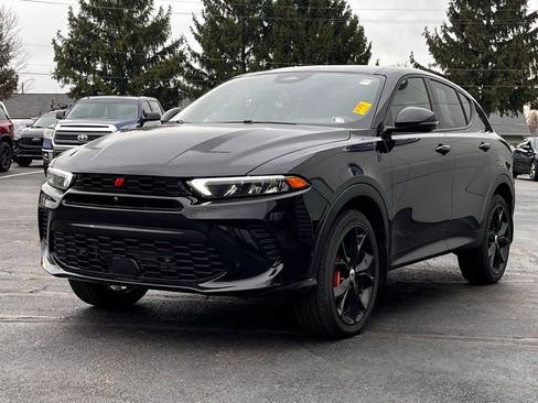 Used 2023 Dodge Hornet GT Plus w/ Track Pack image 9