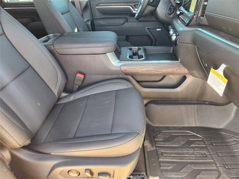 New 2026 GMC Sierra 2500 SLT w/ Texas SLT Premium Package image 11