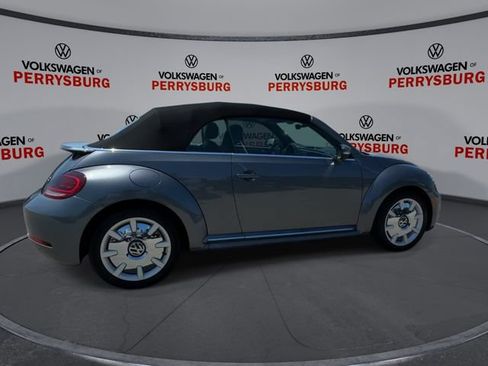 Used 2019 Volkswagen Beetle 2.0T SE FWD image 8