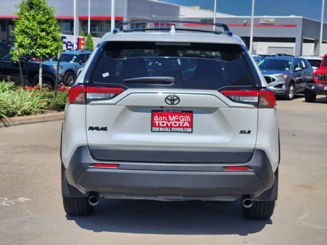 Certified 2025 Toyota RAV4 XLE Premium FWD image 6