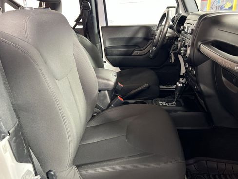 Used 2016 Jeep Wrangler Sport w/ Quick Order Package 24S image 25