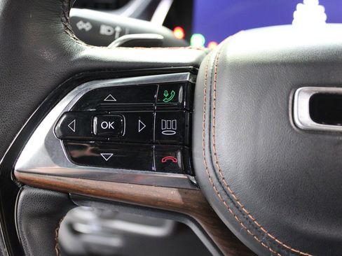 Used 2023 Jeep Grand Cherokee L Summit w/ High Altitude Package image 25