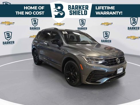 Used 2022 Volkswagen Tiguan SE R-Line AWD/4WD image 2
