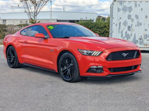 Used 2015 Ford Mustang GT image 2