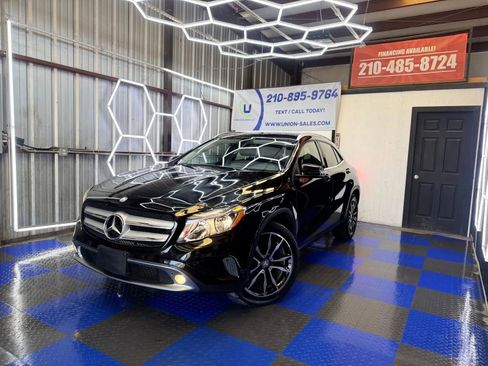 Used 2015 Mercedes-Benz GLA 250 4MATIC image 15