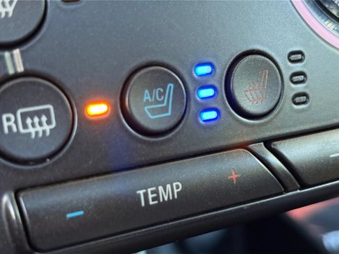 Used 2019 Ford Fusion Titanium FWD image 24