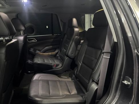 Used 2017 GMC Yukon Denali w/ Open Road Package AWD/4WD image 30