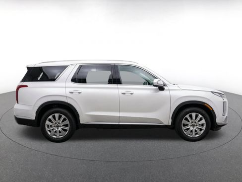 Used 2025 Hyundai Palisade SEL FWD image 9