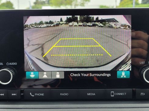 Used 2023 Honda Accord EX image 13