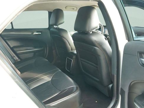 Used 2021 Chrysler 300 Touring L image 38