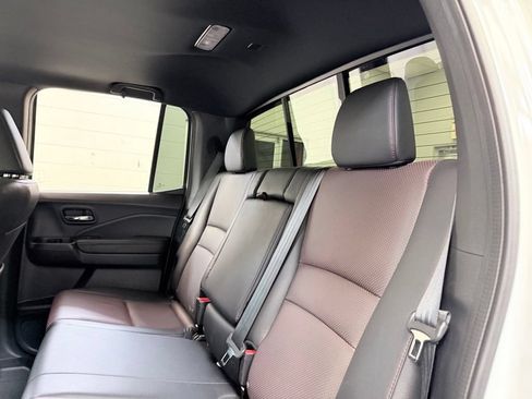 Used 2025 Honda Ridgeline Black Edition image 26