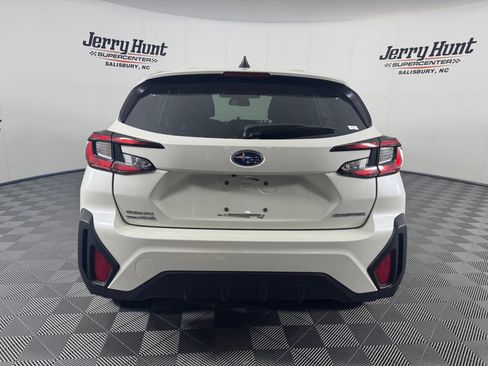 Used 2025 Subaru Crosstrek 2.0i AWD/4WD image 8