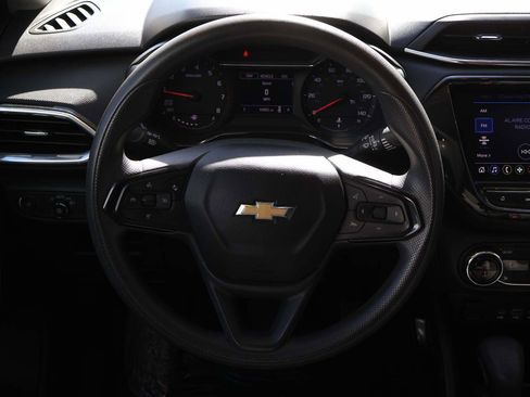 Used 2023 Chevrolet TrailBlazer LT w/ Convenience Package image 13