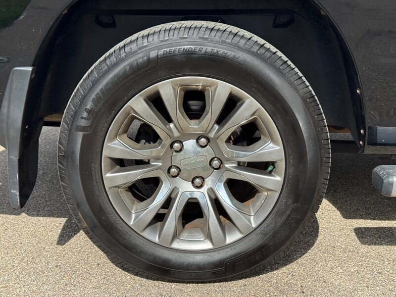 Used 2013 RAM 1500 Limited AWD/4WD image 37