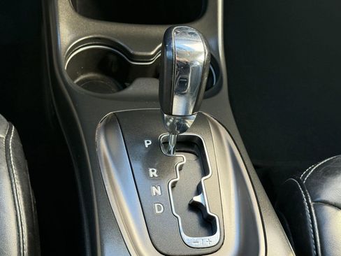 Used 2018 Dodge Journey Crossroad image 16