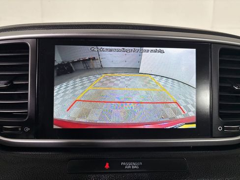 Used 2022 Kia Sportage Nightfall Edition image 17