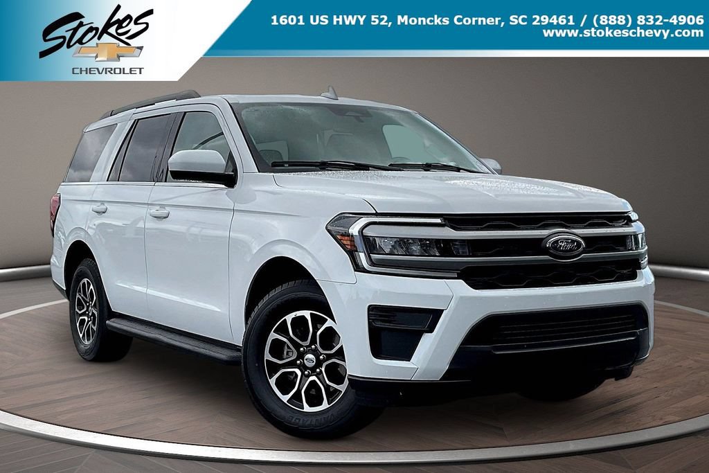 Used 2024 Ford Expedition XLT RWD image 1